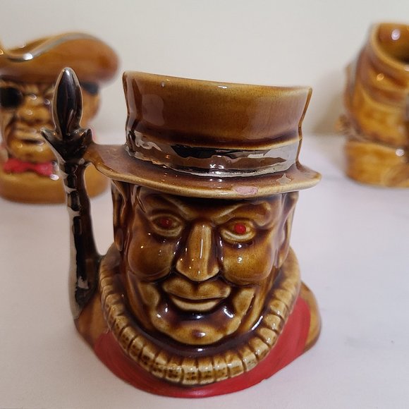 Antique English Collectible Pottery - 4 Mugs - Picture 10 of 16